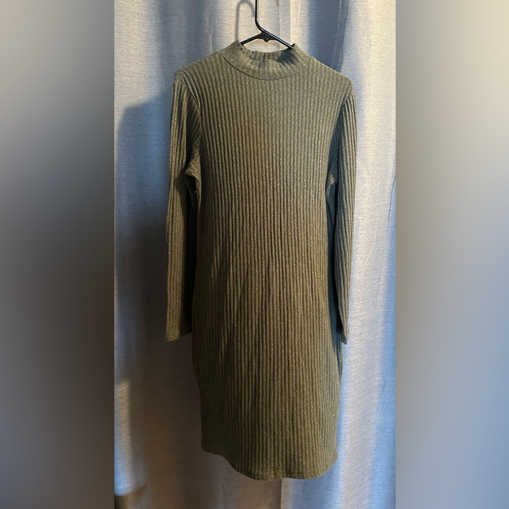 Green sweater dress. Super comfy!
